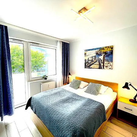 Superior Lazurowy Przy Plazy Колобжег